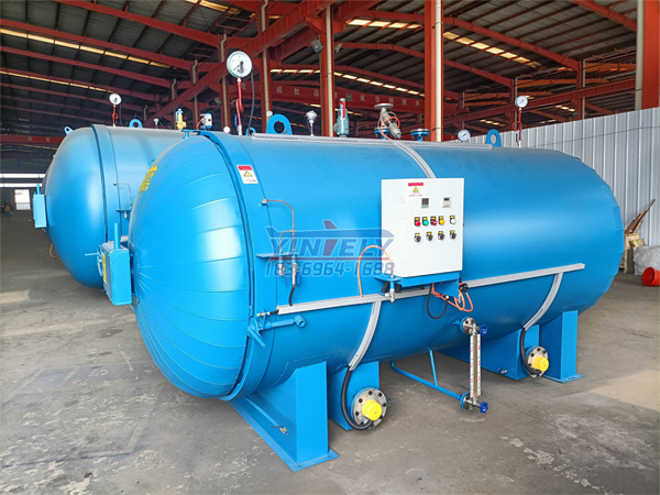 1.5米*3米電燒水蒸汽硫化罐